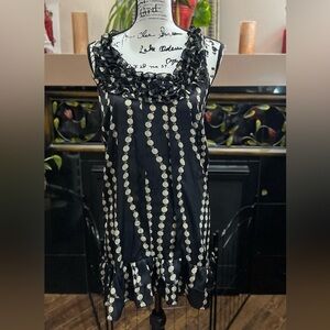 Woman’s “Pretty Good” sleeveless blouse. Size Large. #131